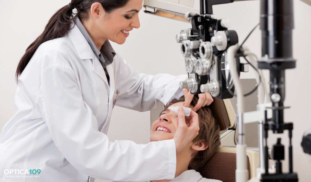 "איך טיפות עיניים עובדות?