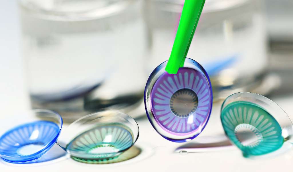 עדשות צבע לפורים