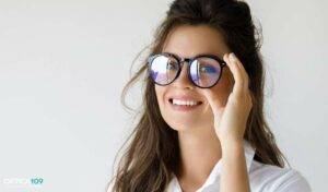 משקפיים בתמונה לדרכון